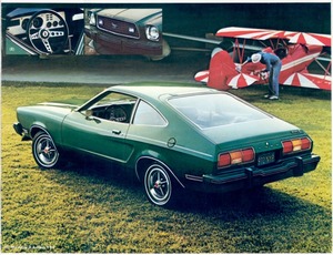 1977 Ford Mustang II (rev)-03.jpg